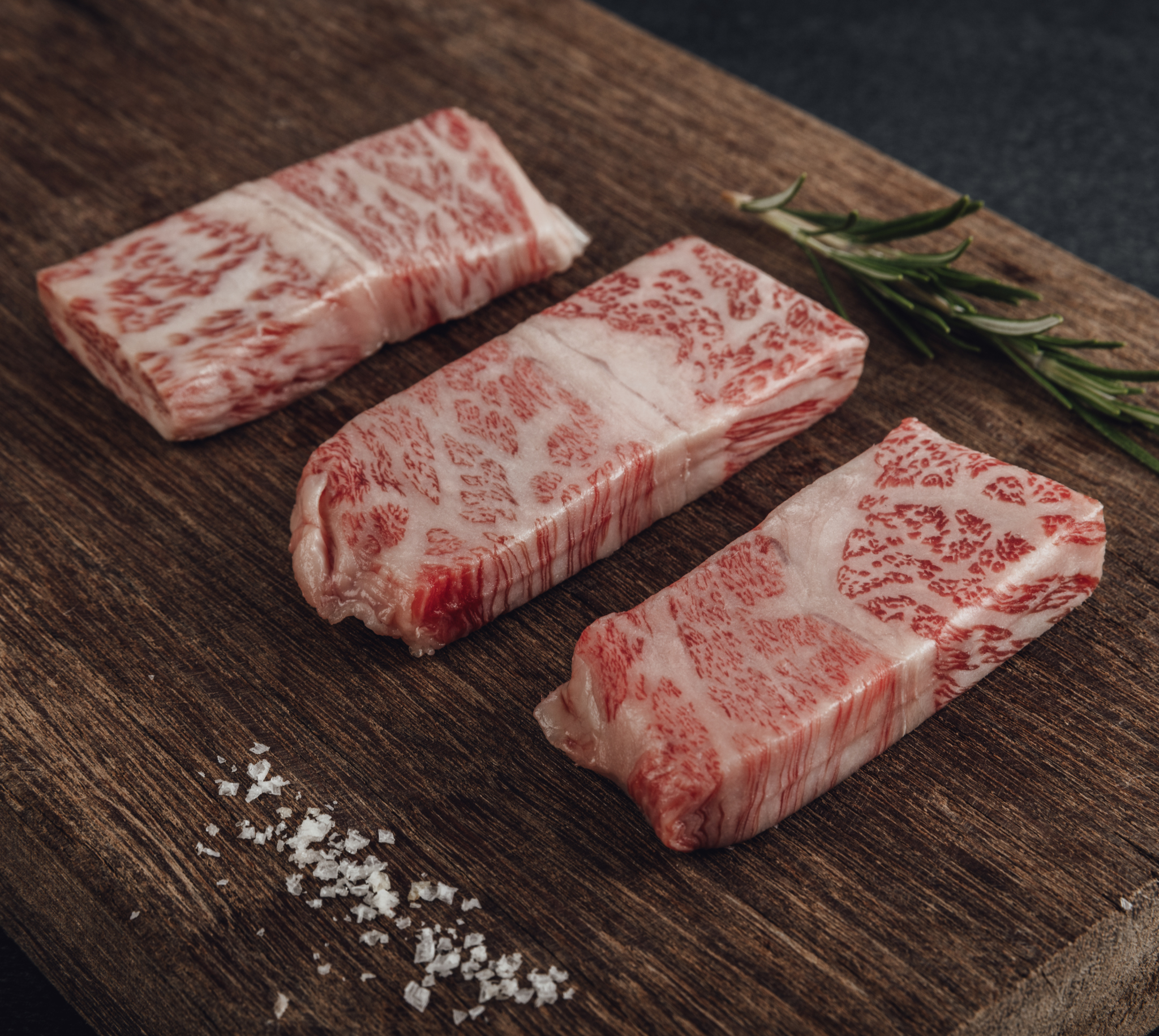 Stripes Niku Tori A5+ (BMS 9-12) | Miyazaki Wagyu